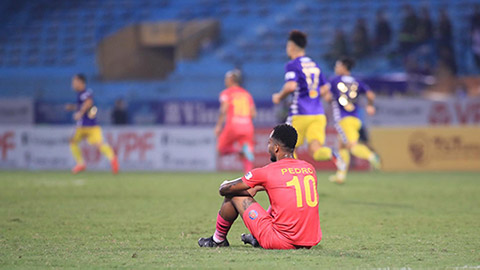 Sài Gòn FC 'tàn giấc mơ hoa' khi gục ngã trước Hà Nội FC